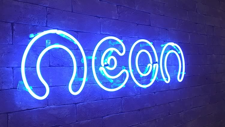 Neon Pagamentos levanta R$ 1,6 BI